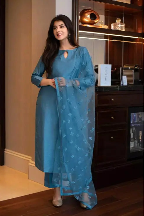 Attractive Kurta Set